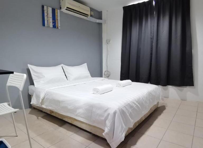 בית מלון כפרי Seroja