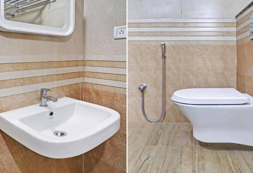 هتل Vardhan @stay Inn