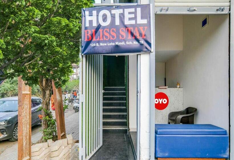 Oyo Hotel Bliss Stay