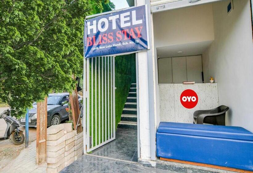 Oyo Hotel Bliss Stay