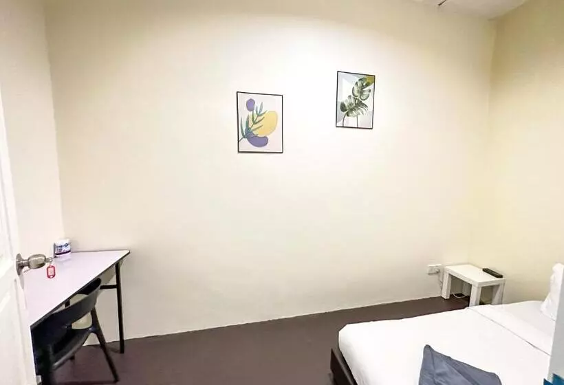 ペンション 22a Hostel