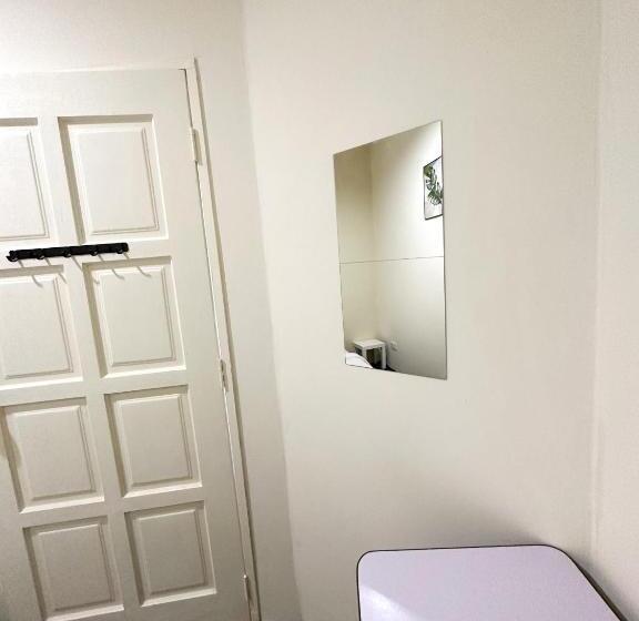 ペンション 22a Hostel