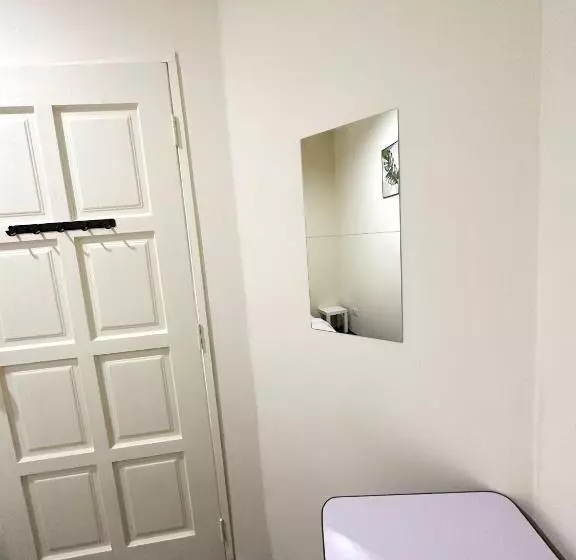 ペンション 22a Hostel