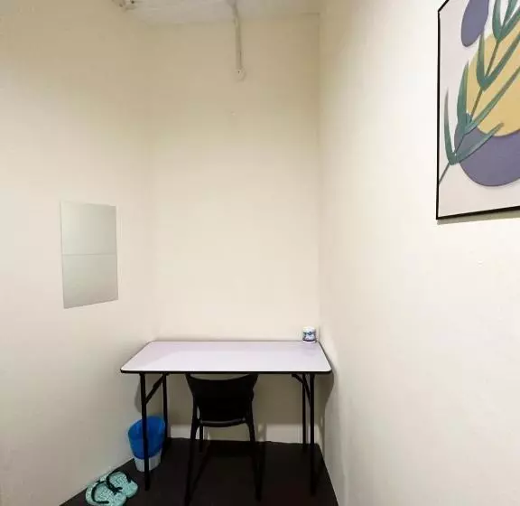 ペンション 22a Hostel