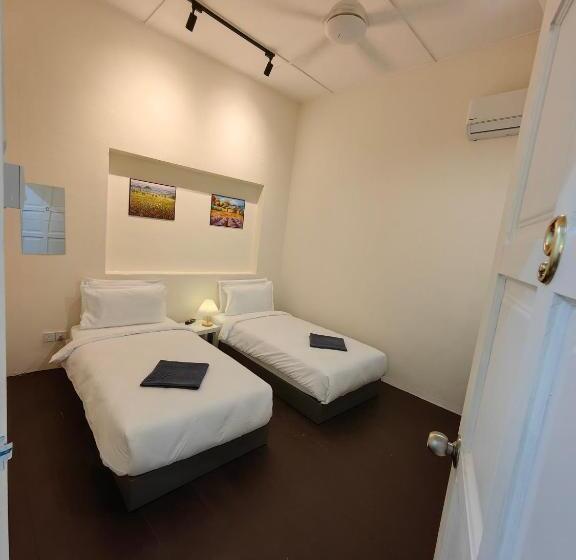 ペンション 22a Hostel