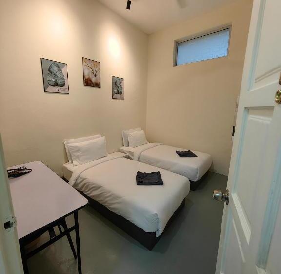 ペンション 22a Hostel