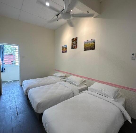 ペンション 22a Hostel