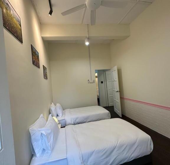 ペンション 22a Hostel