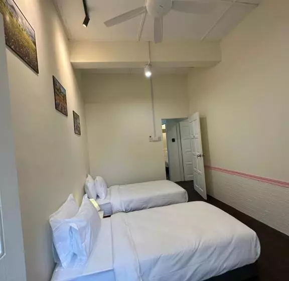 ペンション 22a Hostel