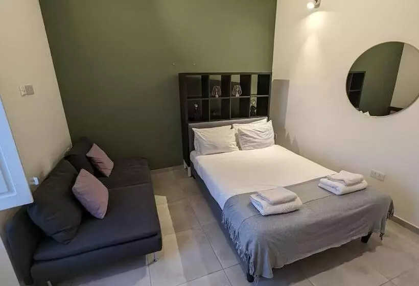پانسیون Casa Cospicua Knight Residency