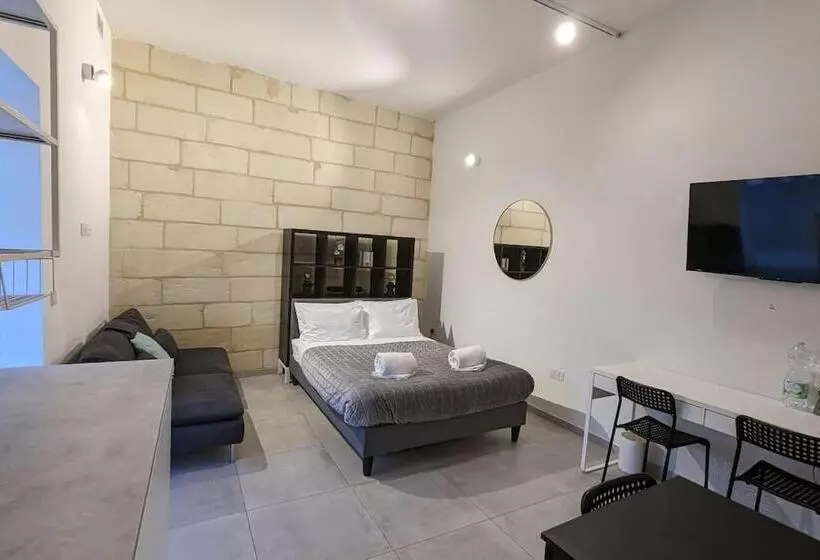 پانسیون Casa Cospicua Knight Residency