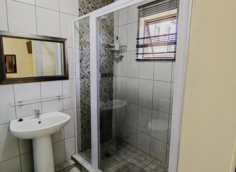 بنسيون Moko Lodge