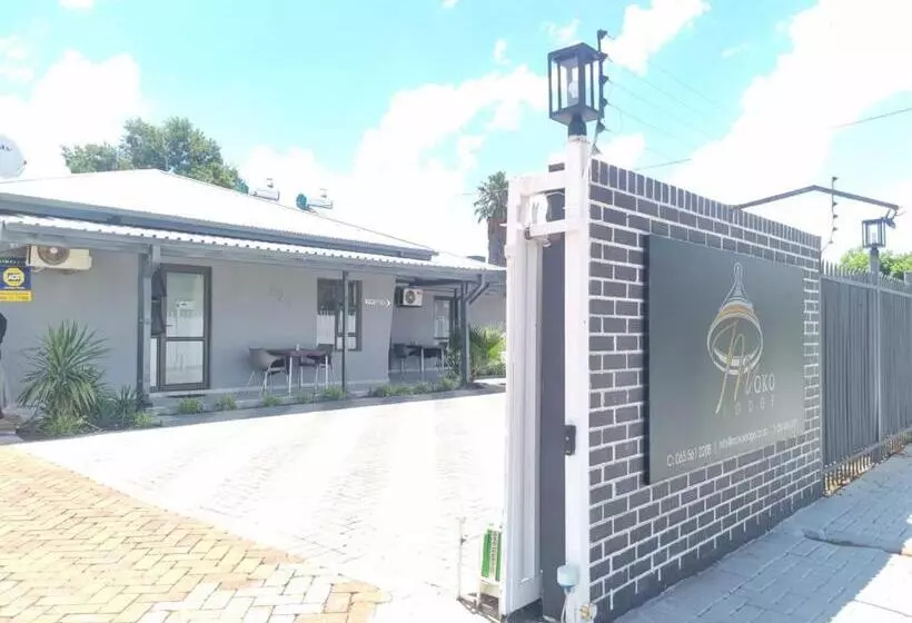 ペンション Moko Lodge
