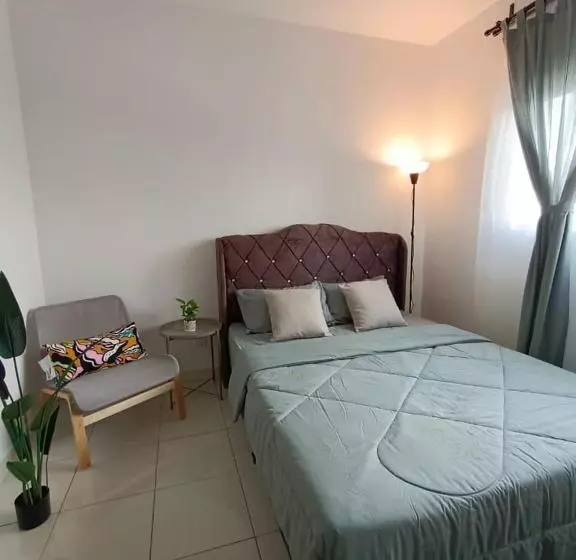 ペンション Qilayna Guest Room
