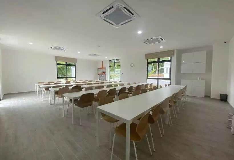 Lomakeskus Hangouts Urban Eco Langkawi