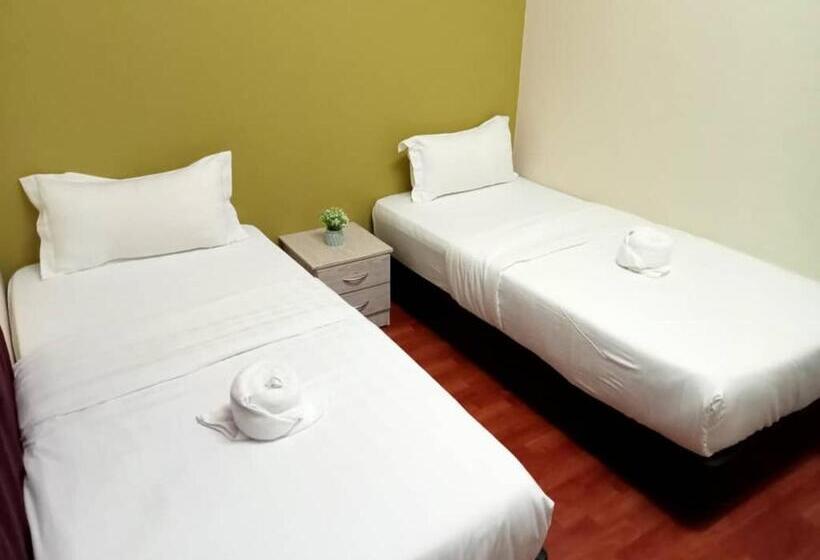 Aeropod Hostel Economy Twin Room