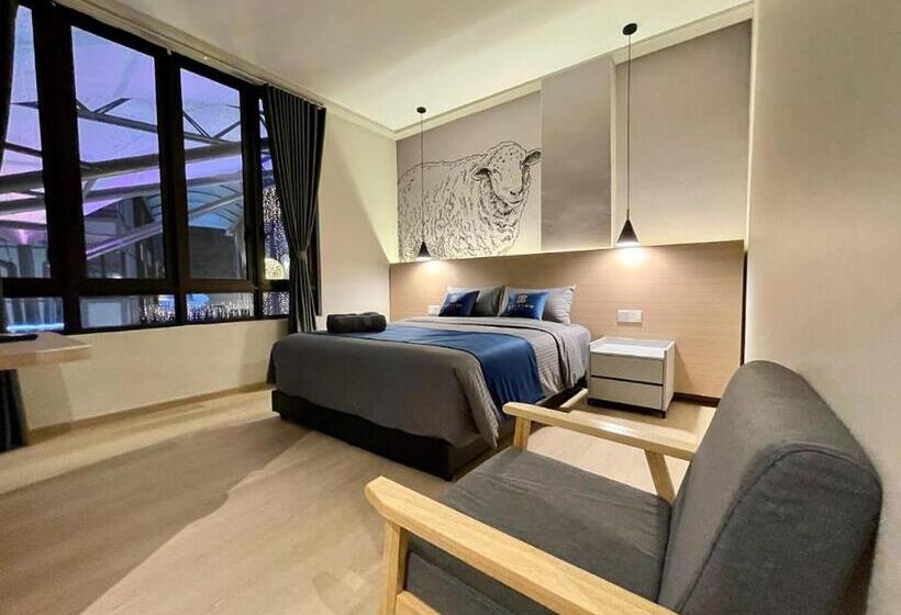 Hospedaria Brynton At Centrum