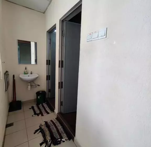 ユースホステル Clp Perai Homstay Near Sri Muniswarar Temple