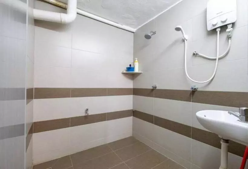 ユースホステル Clp Perai Homstay Near Sri Muniswarar Temple