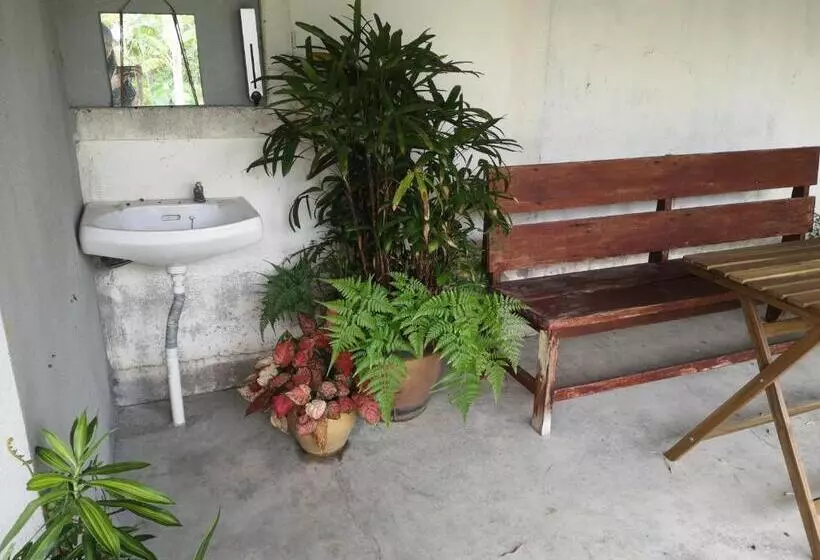 تختخواب و صبحانه Requelstore