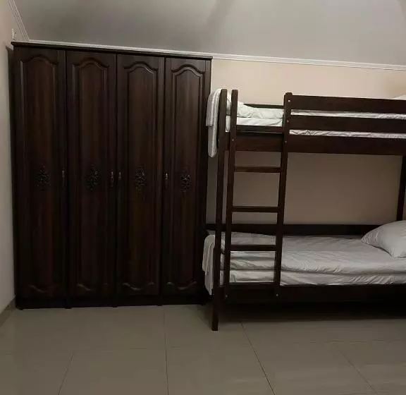 Hotelli ситий ковбой