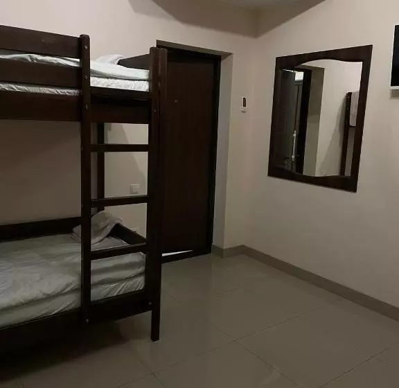 Hotelli ситий ковбой