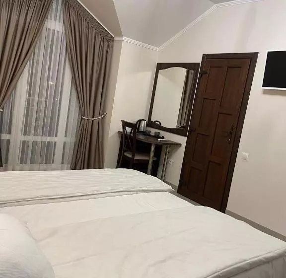 Hotelli ситий ковбой