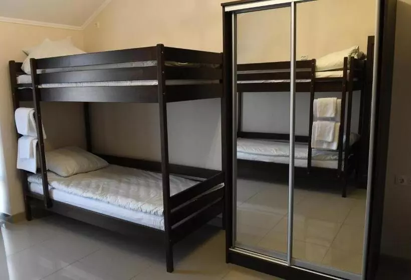 Hotelli ситий ковбой