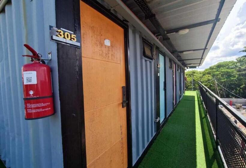 ホテル Boxinn The Kontena Home