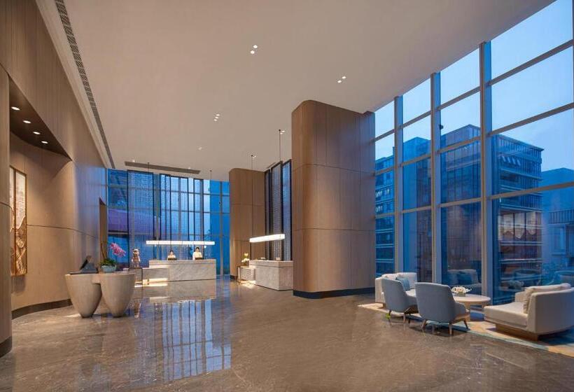 Hôtel Junluxe Guangzhou Baiyun Oversea Buyers Registration Counter And Free Shuttle Bus During Canton Fa