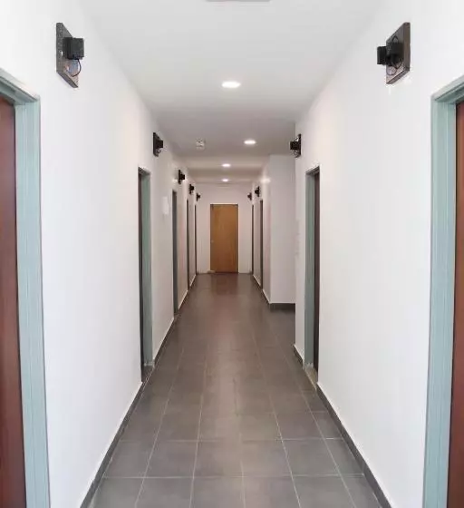 Hotelli Happy Valley Eco Farm