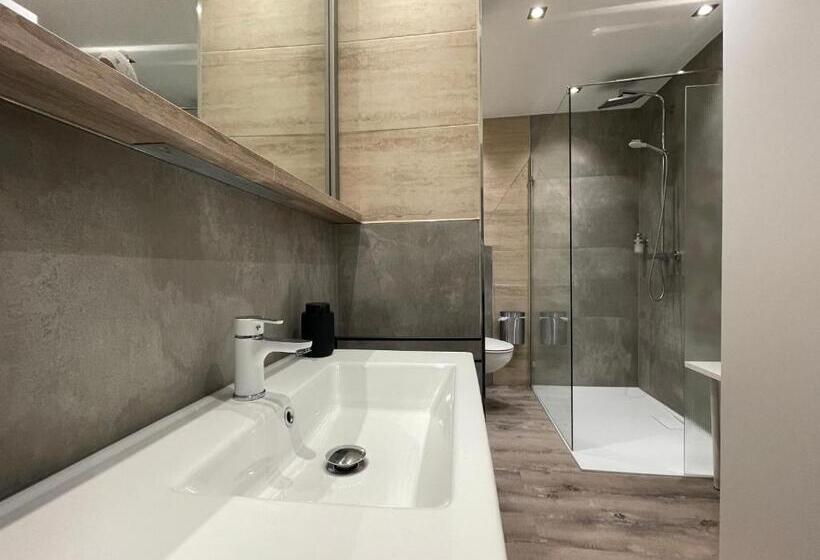 ホテル Sleep And Eat