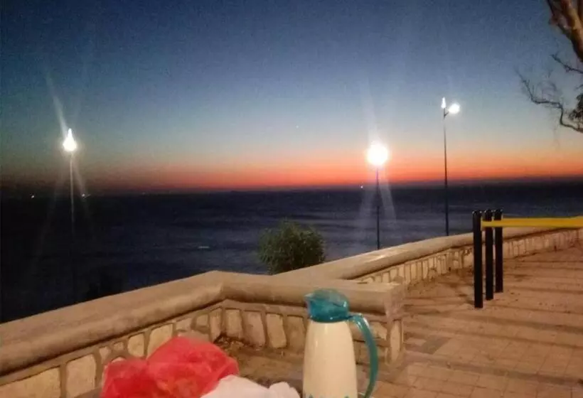 Majatalo A Room In A Shared House For Surfers2