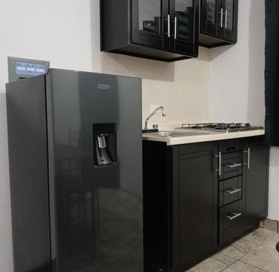 Pension Casa Y Estudios Manzanilla