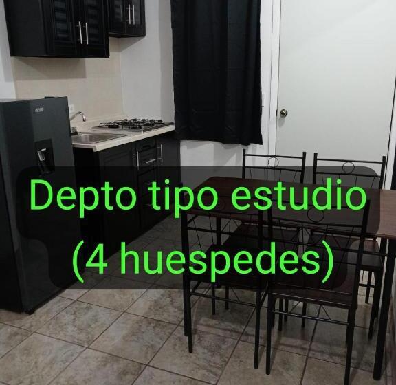 膳宿费 Casa Y Estudios Manzanilla