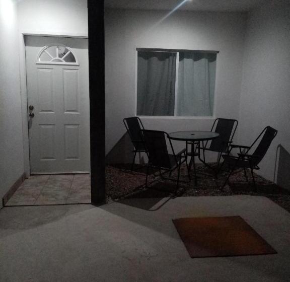 Pension Casa Y Estudios Manzanilla