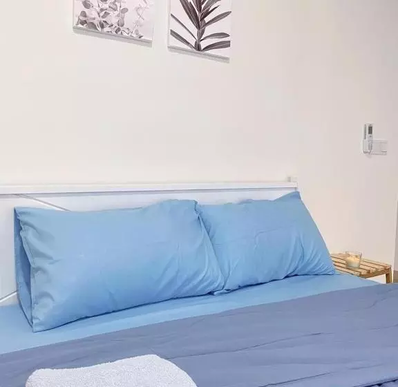 پانسیون D Sara Sentral Sovo