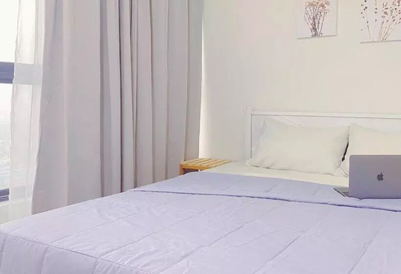 پانسیون D Sara Sentral Sovo