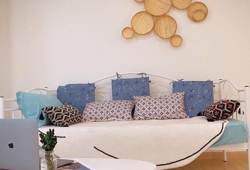 Pensão D Sara Sentral Sovo