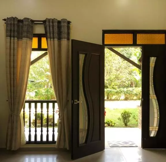 Majatalo One Room Homestay 81b Muar