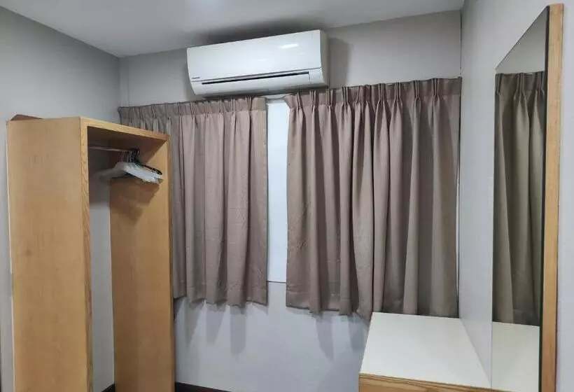 ペンション Ty Suites