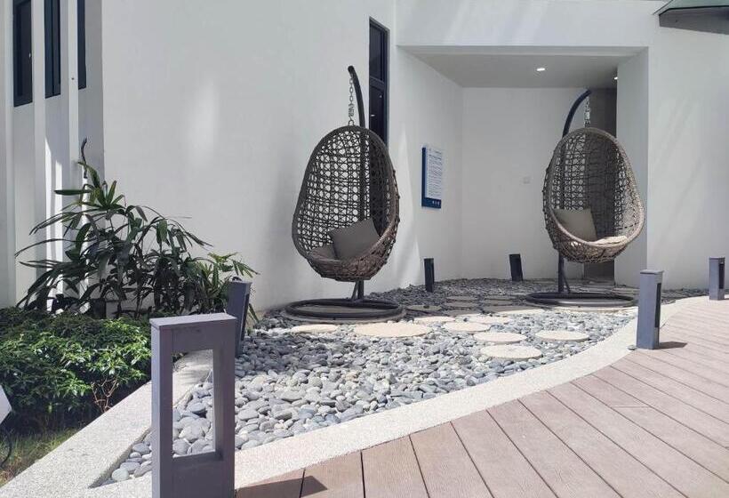 Seaview Bliss Studio By Tropical Elegance