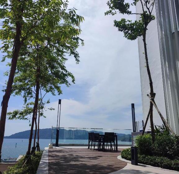 Seaview Bliss Studio By Tropical Elegance