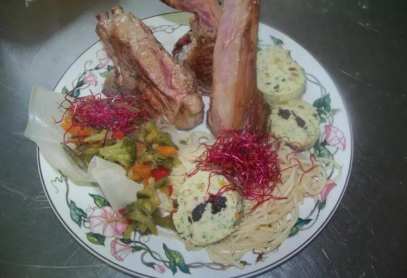 Aamiaismajoitus (B&B) Auberge Hôtel Chambre Tout Confort B B Et Restaurant Les Colombes