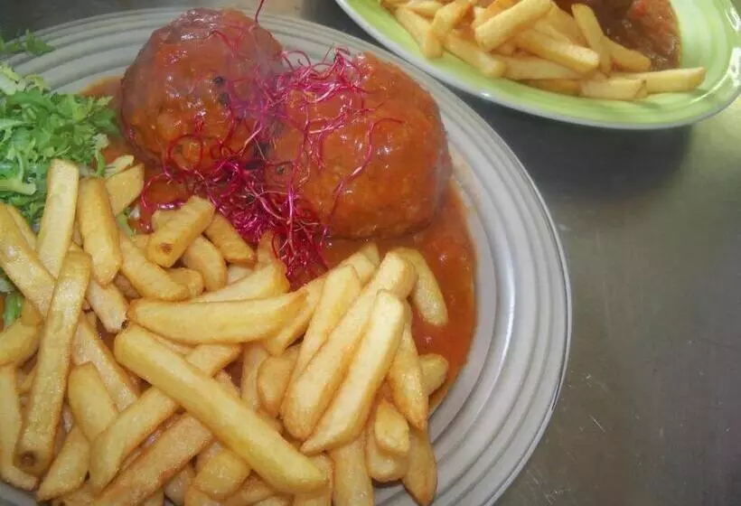 Aamiaismajoitus (B&B) Auberge Hôtel Chambre Tout Confort B B Et Restaurant Les Colombes