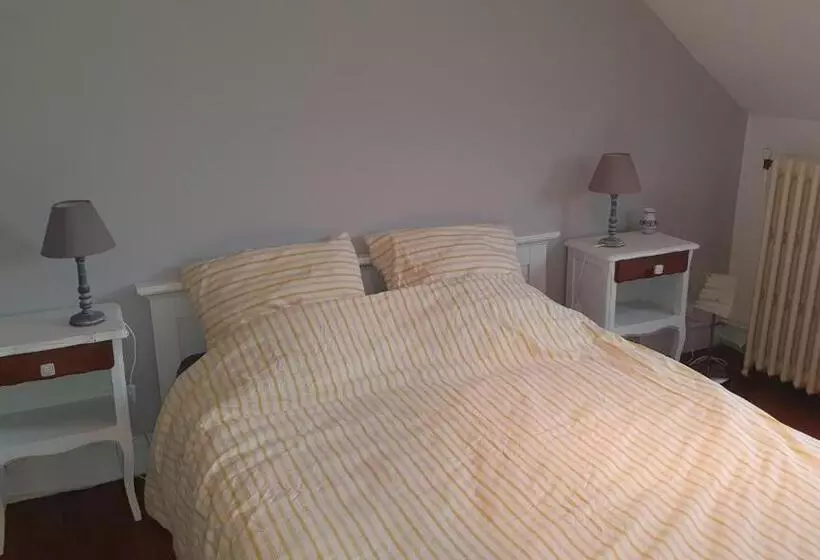 تختخواب و صبحانه La Maison D`hôtes De Constance