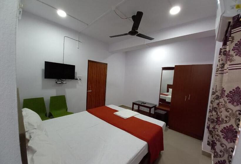 تختخواب و صبحانه Veeras Home Stay