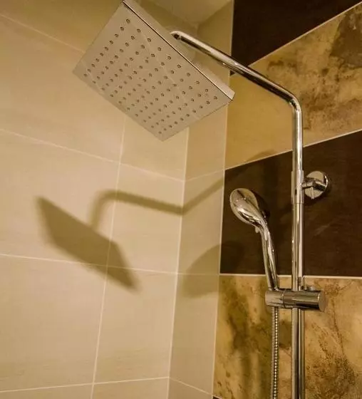 Hotelli Grand Wonderful