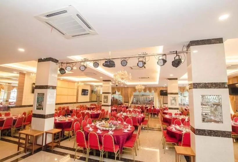 Hotelli Grand Wonderful