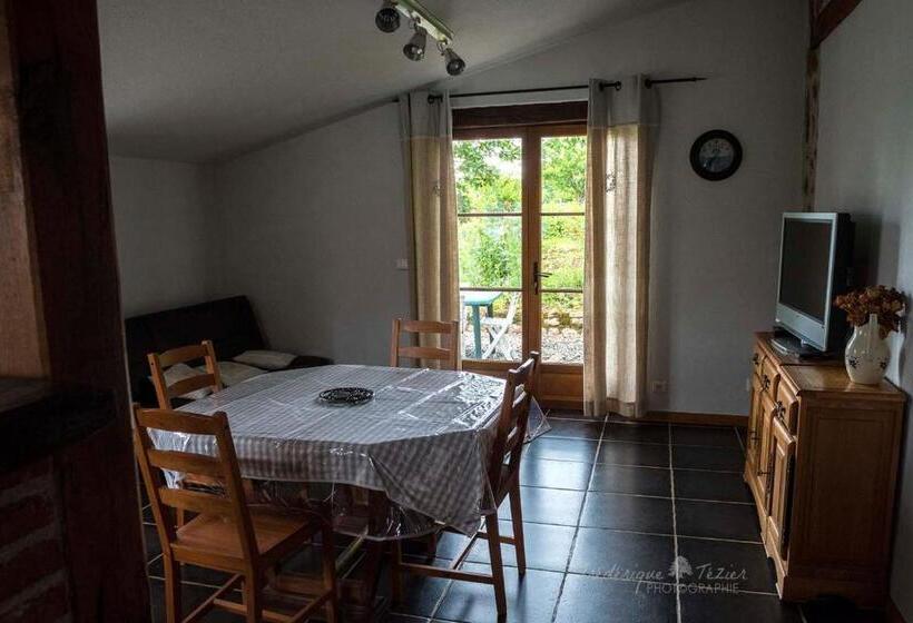 فندق Gîtes Des Ecuries De Saint Maurice